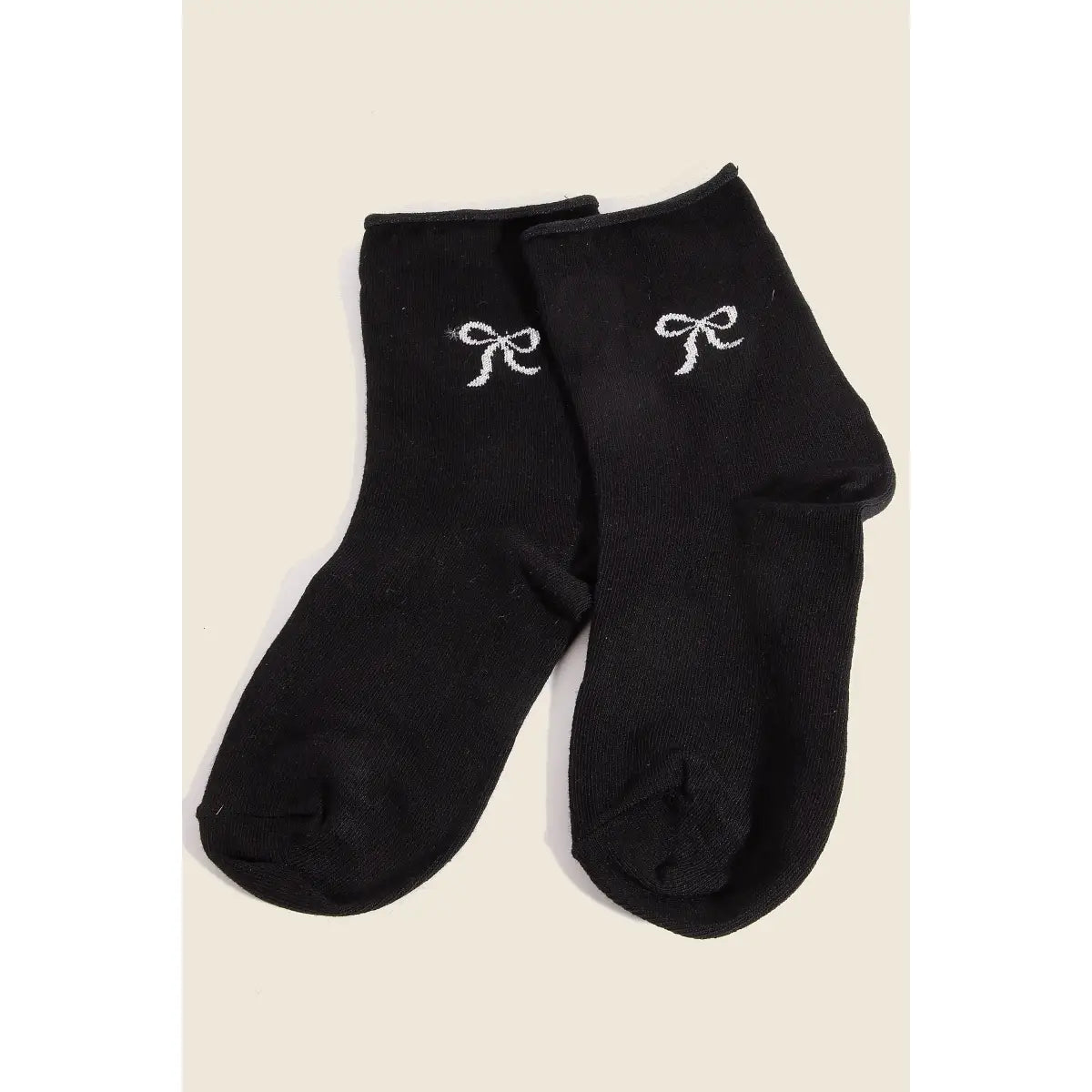 Sparkling Ribbon Bow Engraved Black Socks